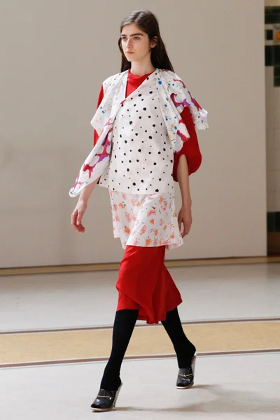 Look 28